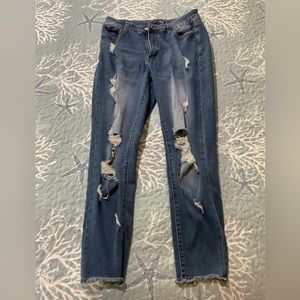 Fashion Nova Junior size 11 stretch jeans